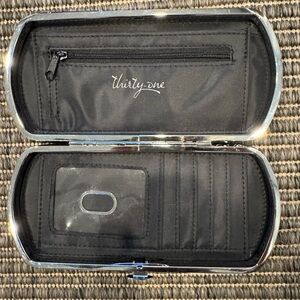 Thirty-One Elegant Black Wallet